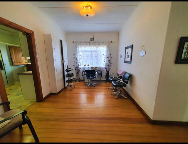 3 BEDROOM HOUSE TO LET IN RICHMOND ESTATE